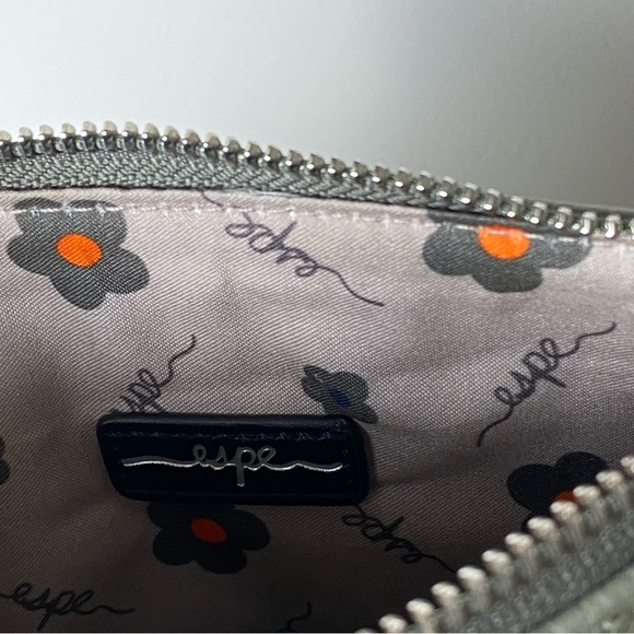 Espe Stylish Green Crossbody Bag - Picture 10 of 15